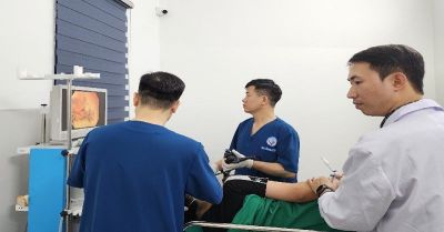 Nội soi cắt tách niêm mạc điều trị ung thư sớm ESD